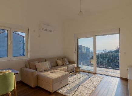 Flat for 208 000 euro in Przno, Montenegro