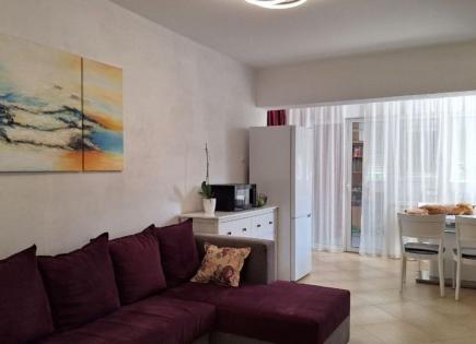 Flat for 92 000 euro in Petrovac, Montenegro