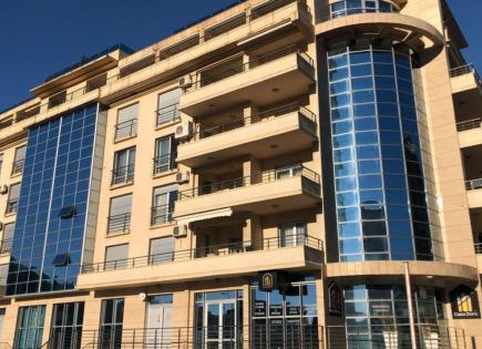 Wohnung für 299 700 euro in Becici, Montenegro