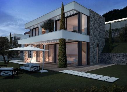 Villa für 390 000 euro in Herceg-Novi, Montenegro