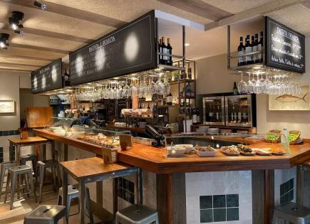 Café, Restaurant für 600 000 euro in Barcelona, Spanien