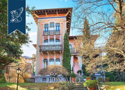 Villa für 3 800 000 euro in Sesto Calende, Italien