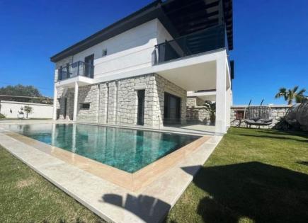 Villa para 1 175 000 euro en Cesme, Turquia