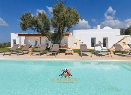 Villa für 1 800 000 euro in Ostuni, Italien