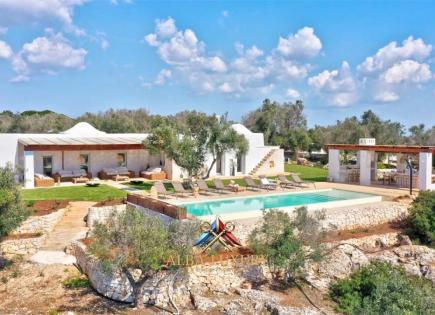 Villa for 5 500 000 euro in Ostuni, Italy