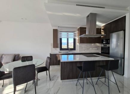 Flat for 810 000 euro in Germasogeia, Cyprus