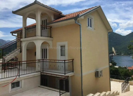 House for 420 000 euro in Kamenari, Montenegro