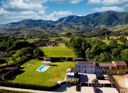 Villa für 2 000 000 euro in Capannori, Italien