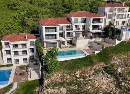 Villa for 1 500 000 euro in Rezevici, Montenegro