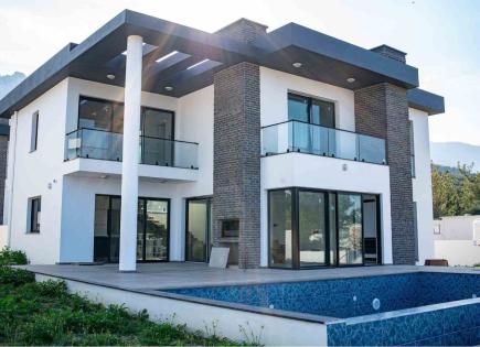 Villa for 878 631 euro in Kyrenia, Cyprus