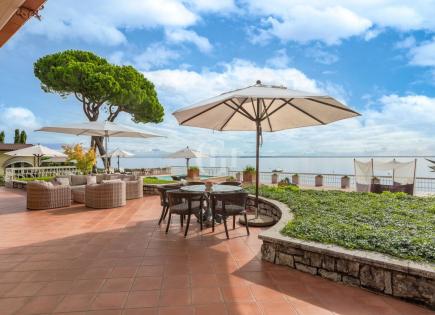 Villa pour 11 800 000 Euro par le Lac de Garde, Italie