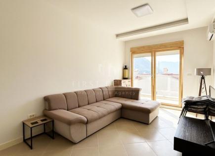 Appartement pour 210 000 Euro à Dobrota, Monténégro
