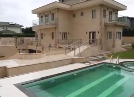 Villa for 1 119 000 euro in Istanbul, Turkey