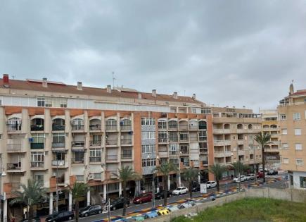 Piso para 128 000 euro en Torrevieja, España