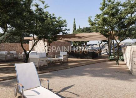 Apartment for 950 000 euro in San Roque, Spain
