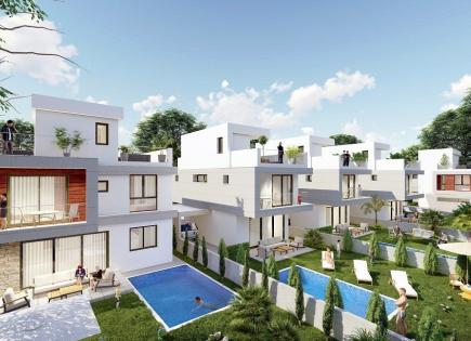 House for 775 000 euro in Paphos, Cyprus