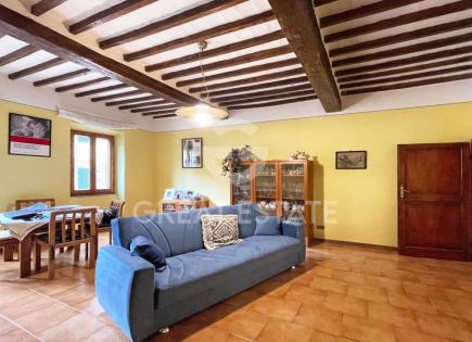 Appartement pour 240 000 Euro en Italie