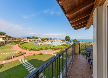 Apartamento para 399 000 euro por Lago de Garda, Italia