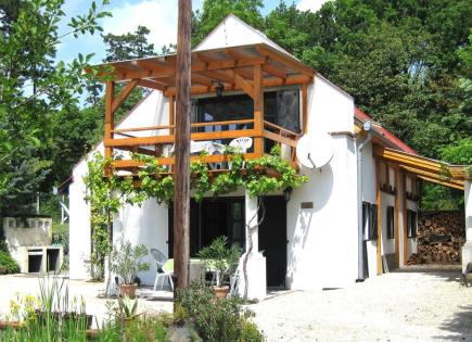 Haus für 333 333 euro in Hévíz, Ungarn