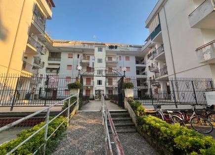 Flat for 52 000 euro in Scalea, Italy