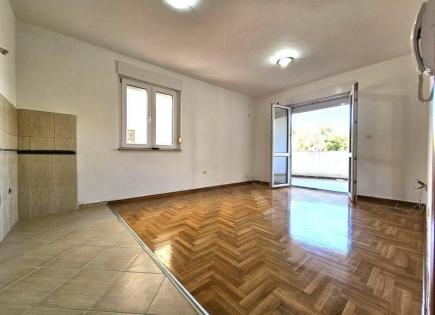 Flat for 270 000 euro in Tivat, Montenegro