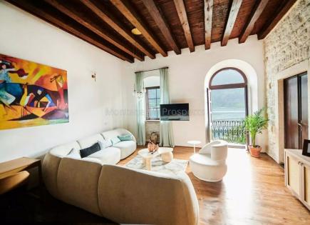 Appartement pour 750 000 Euro à Dobrota, Monténégro