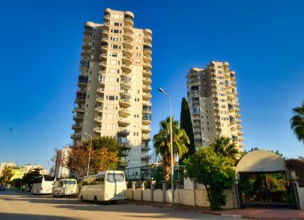 Piso para 550 000 euro en Lara, Turquia