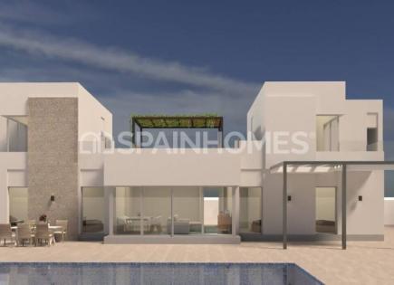Villa for 1 500 000 euro in Torrevieja, Spain