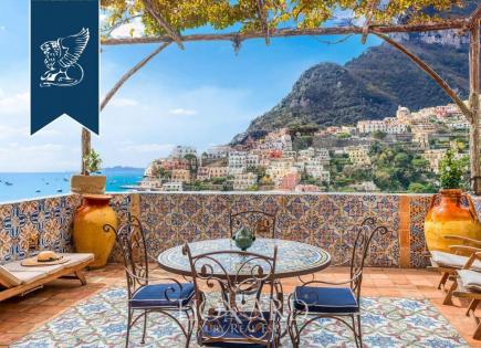 Appartement à Salerne, Italie (prix sur demande)