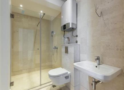 Piso para 600 000 euro en Rafailovici, Montenegro