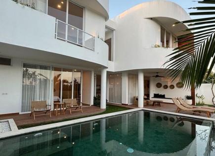Villa für 300 000 euro in Canggu, Indonesien