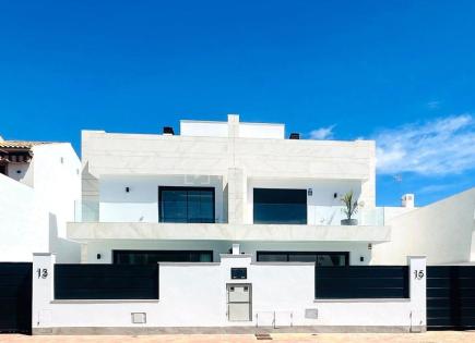 Villa for 439 000 euro in San Pedro del Pinatar, Spain