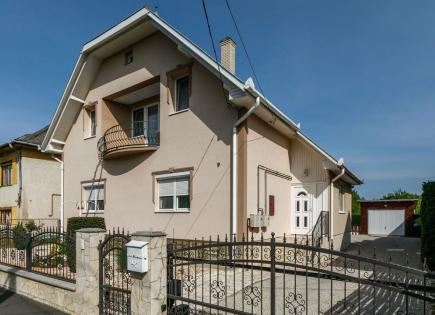 Casa para 415 647 euro en Keszthely, Hungría