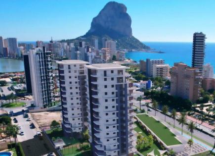 Apartment for 450 000 euro in Calp, Spain