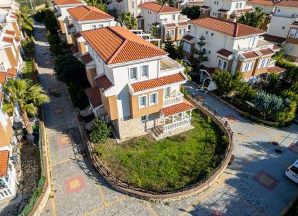 Villa for 222 000 euro in Incekum, Turkey