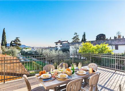 Apartment for 495 000 euro on Lake Garda, Italy
