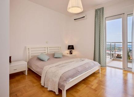 Appartement pour 258 000 Euro à Becici, Monténégro