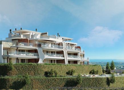 Apartment for 1 895 000 euro in Benahavis, Spain