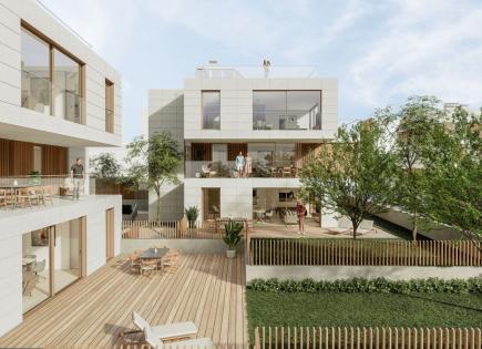 Flat for 1 320 000 euro in Barcelona, Spain