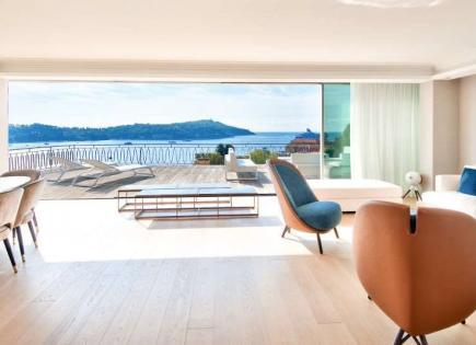 Penthouse for 3 500 000 euro in Villefranche-sur-Mer, France