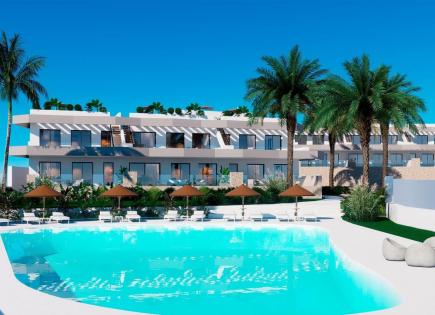 Bungalow for 419 900 euro in Finestrat, Spain