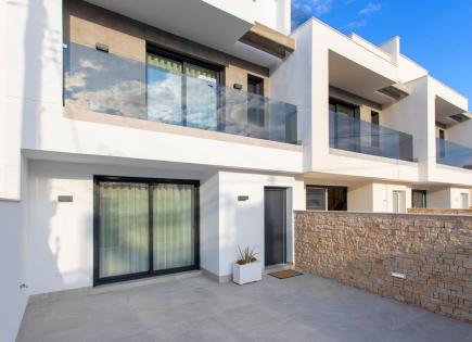 Chalet for 519 900 euro in Pilar de la Horadada, Spain
