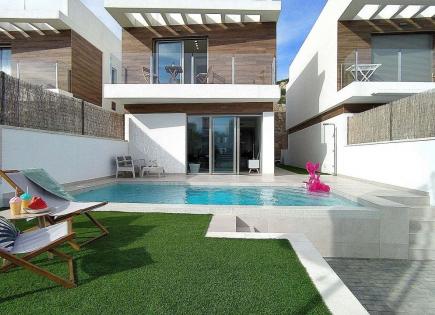 Villa for 540 000 euro in Orihuela Costa, Spain