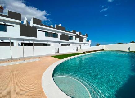 Chalet para 305 000 euro en Torrevieja, España