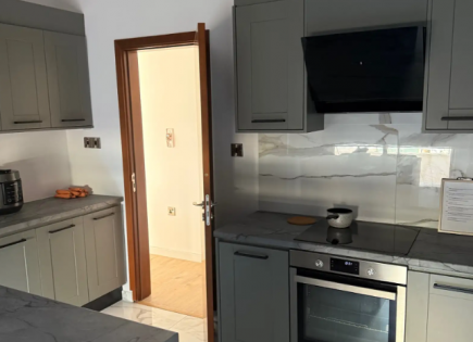 Apartment für 4 000 euro pro Monat in Limassol, Zypern