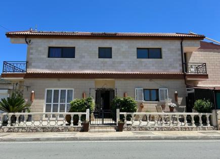 Haus für 460 000 euro in Kalo Chorio, Zypern