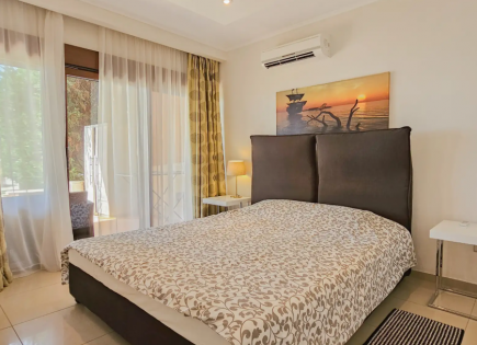 Apartment for 550 000 euro in Germasogeia, Cyprus