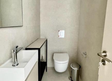 Apartamento para 2 500 euro por mes en Limasol, Chipre