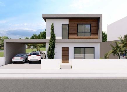 House for 480 000 euro in Pissouri, Cyprus