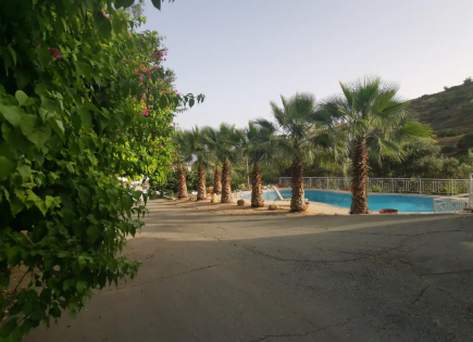 Haus für 1 450 000 euro in Agios Tychon, Zypern